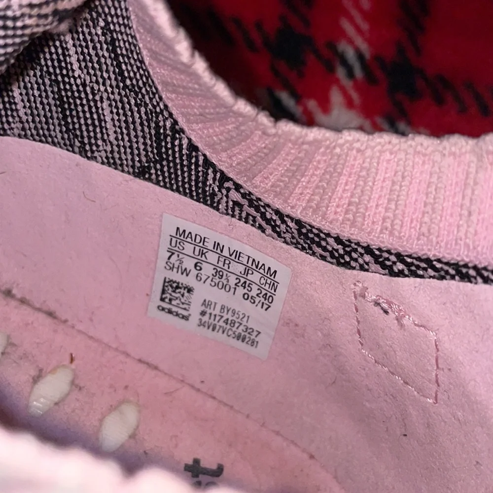 ADIDAS NMDs R2 💗 - Picture 5 of 7